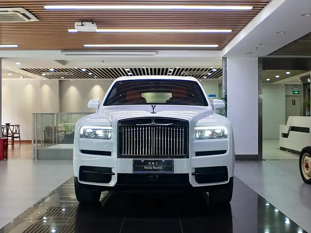 Rolls-Royce Cullinan 2024 из CN, фото 2