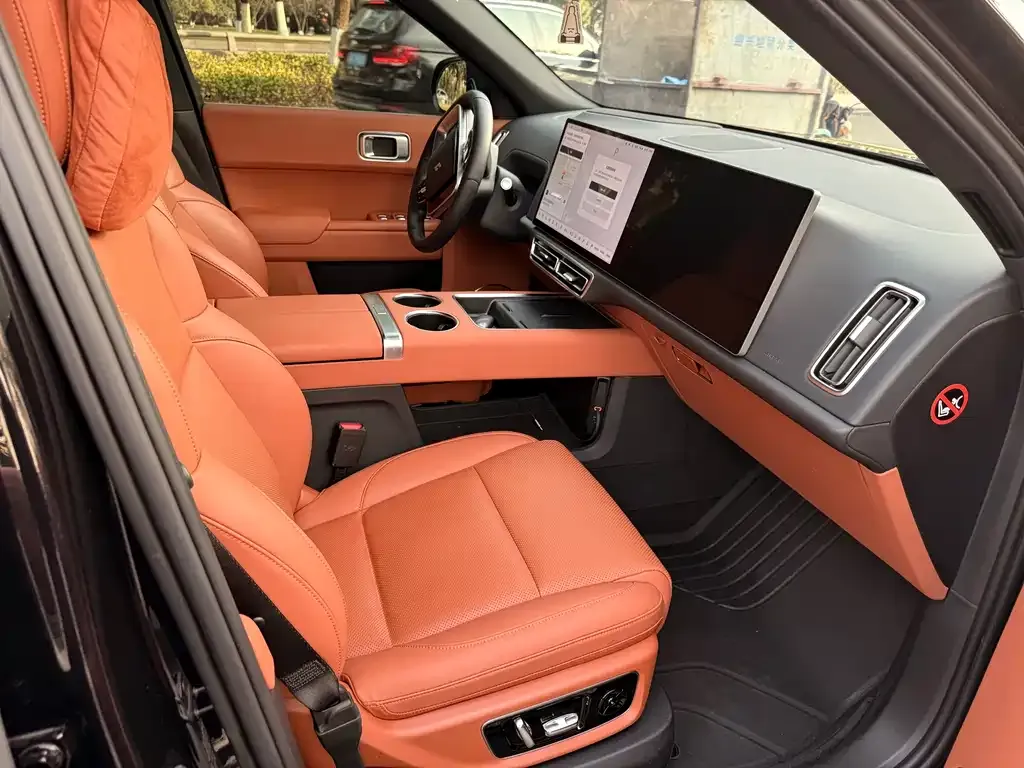 Li Auto Li L8 2024 из CN, фото 2