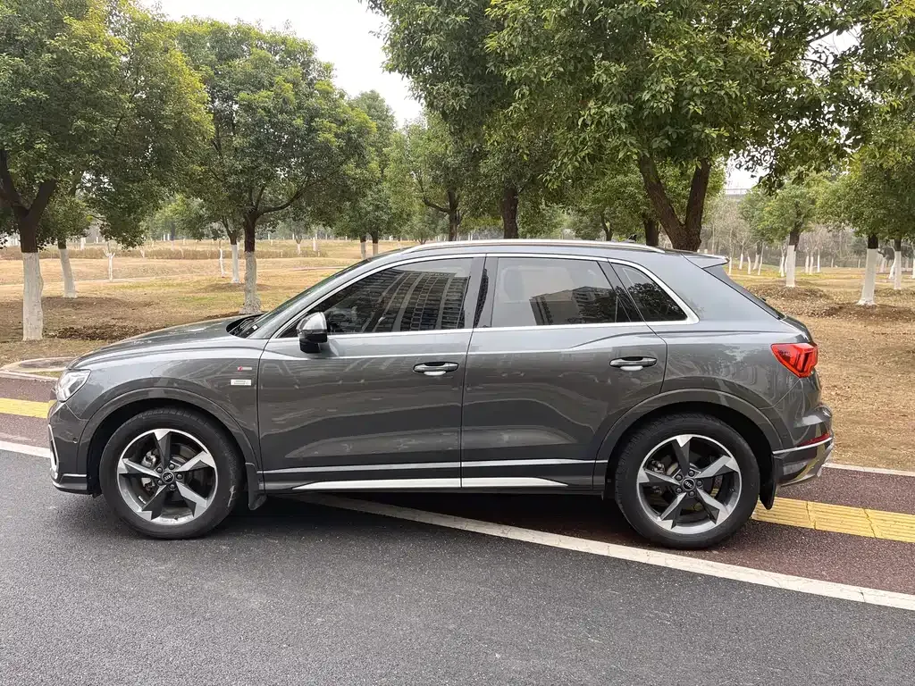 Audi Q3 2022 из CN, фото 10