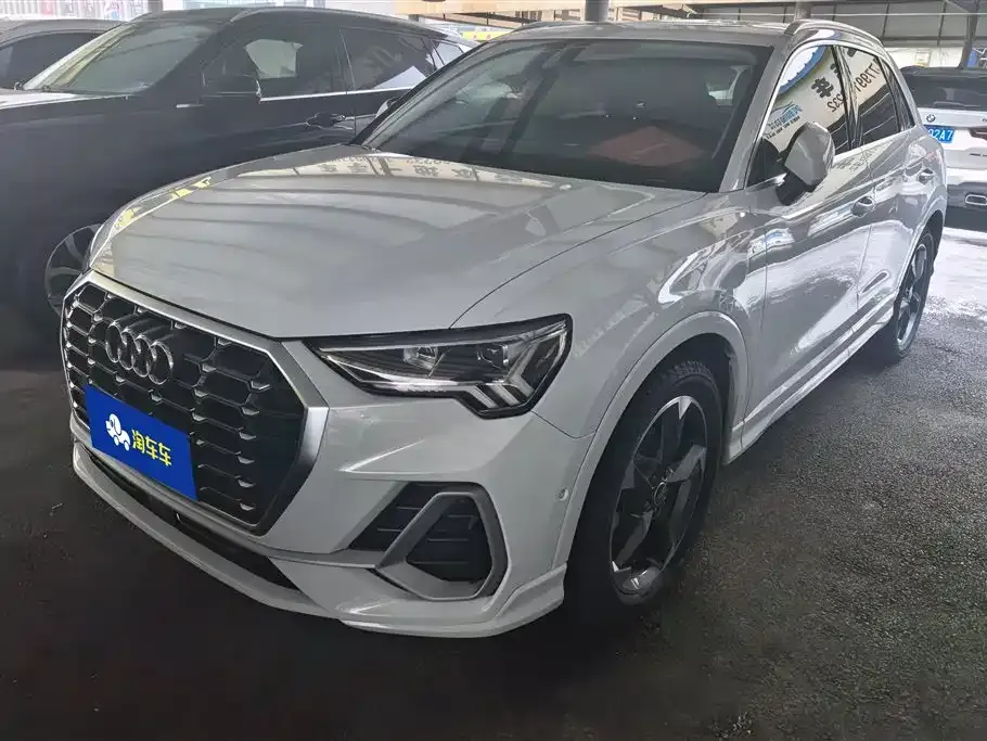 Audi Q3 2023 из CN, фото 1