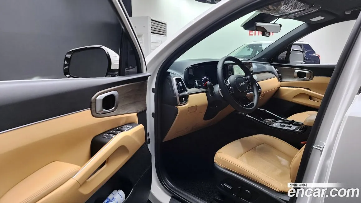 Kia Sorento — фото 10