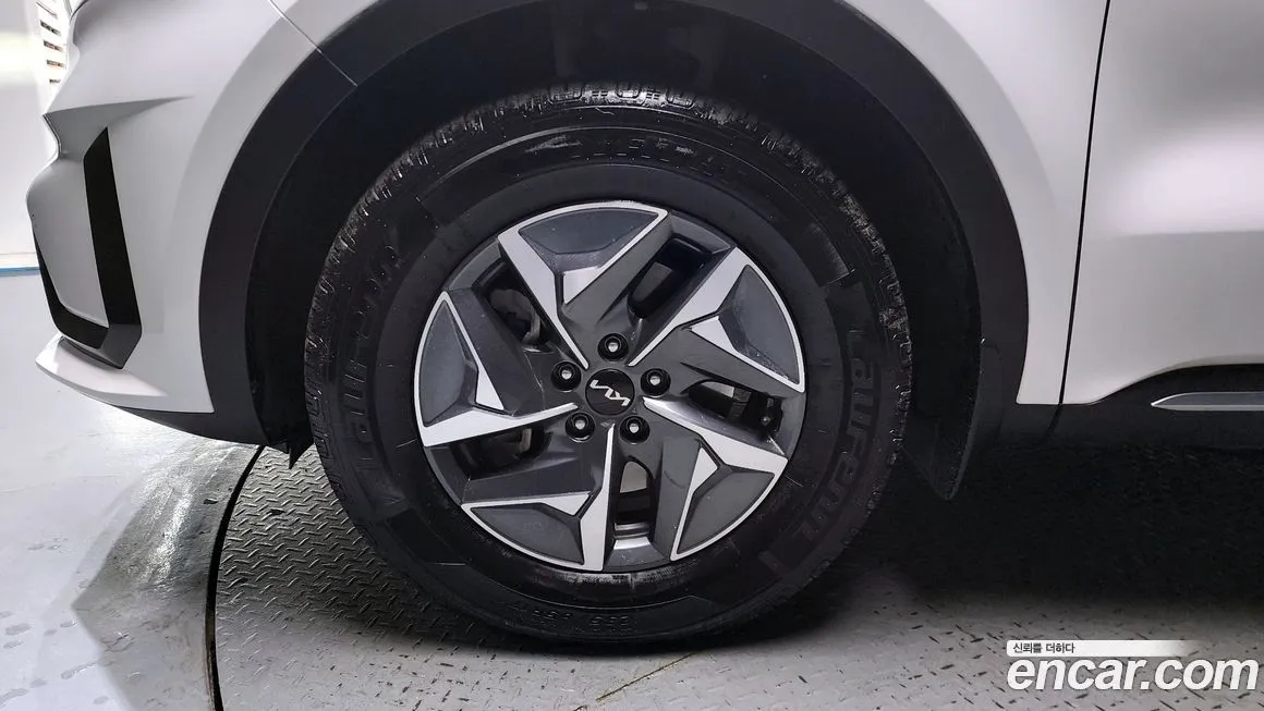 Kia Sorento — фото 5
