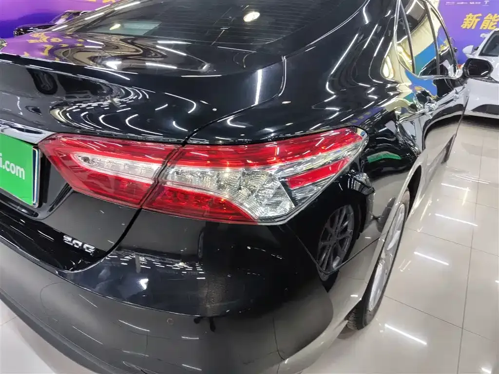 Toyota Camry 2022 из CN, фото 2