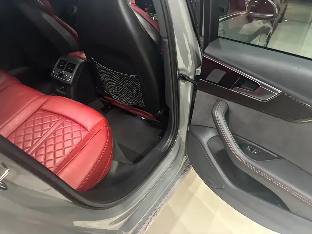 Audi S4 2021 из CN, фото 5