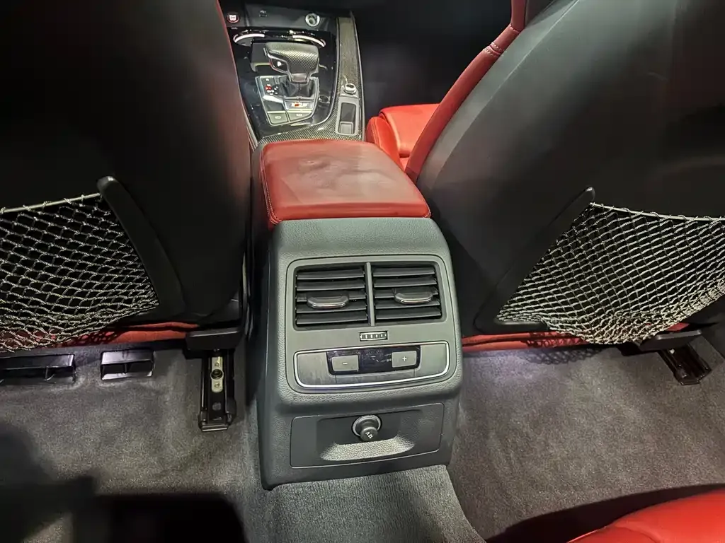 Audi S4 2021 из CN, фото 6