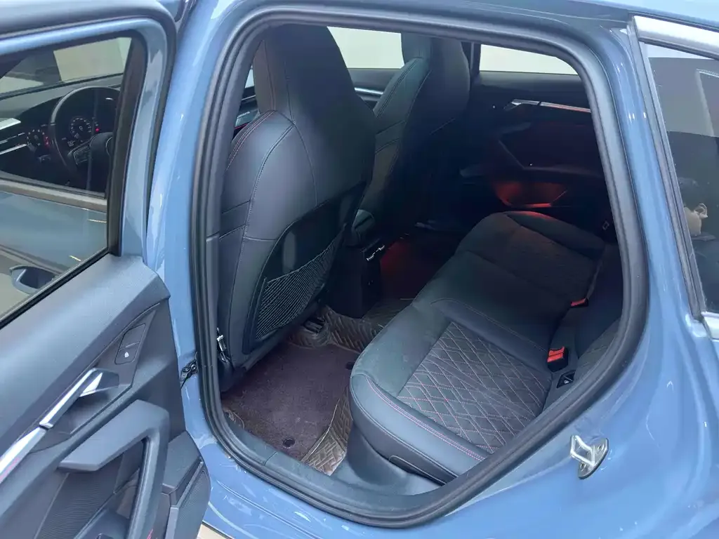 Audi A3 2022 из CN, фото 8