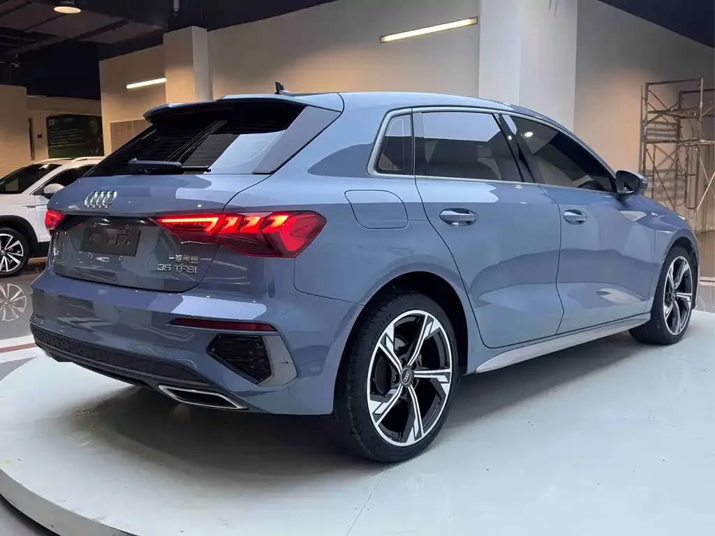 Audi A3 2022 из CN, фото 10
