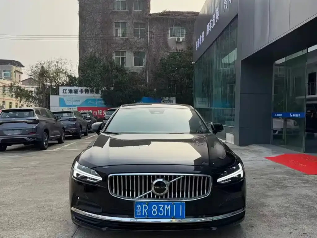 Volvo S90 2025 из CN, фото 7