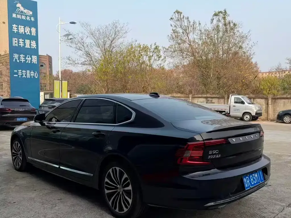 Volvo S90 2025 из CN, фото 5