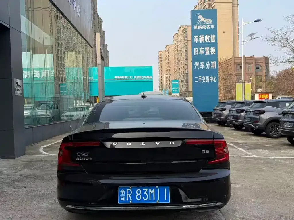 Volvo S90 2025 из CN, фото 4