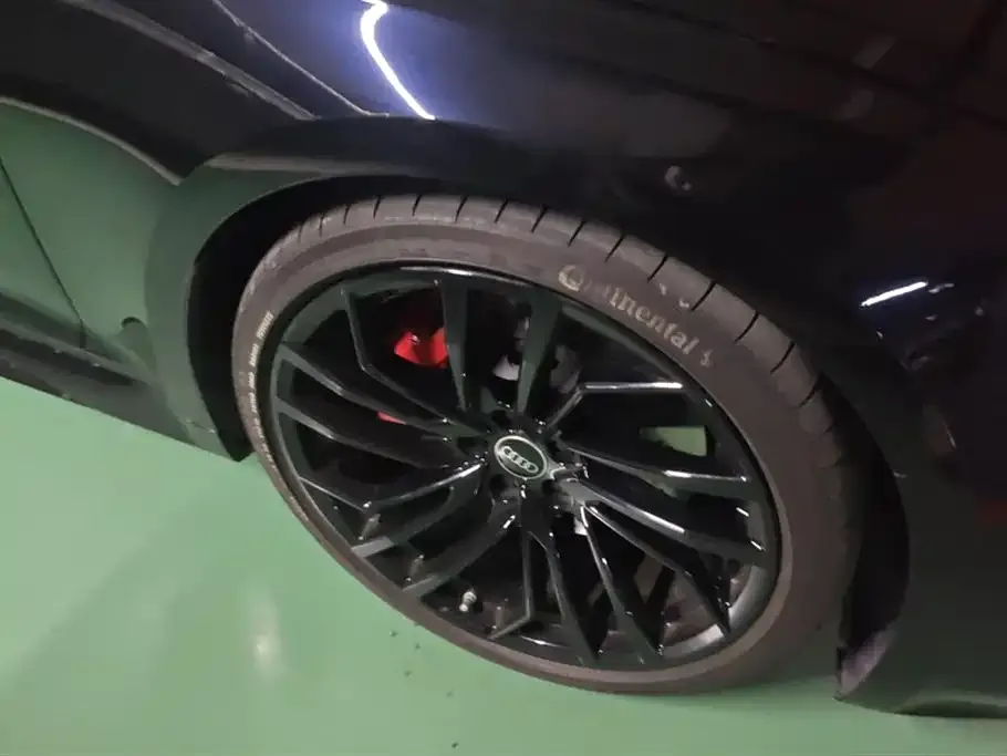Audi RS 5 2024 из CN, фото 9