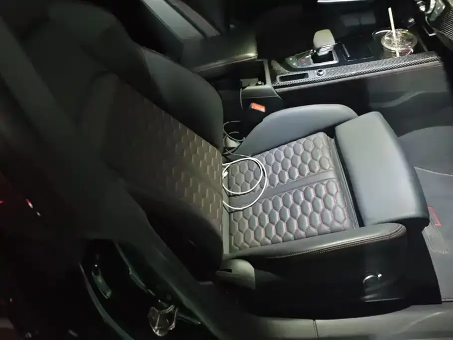 Audi RS 5 2024 из CN, фото 8