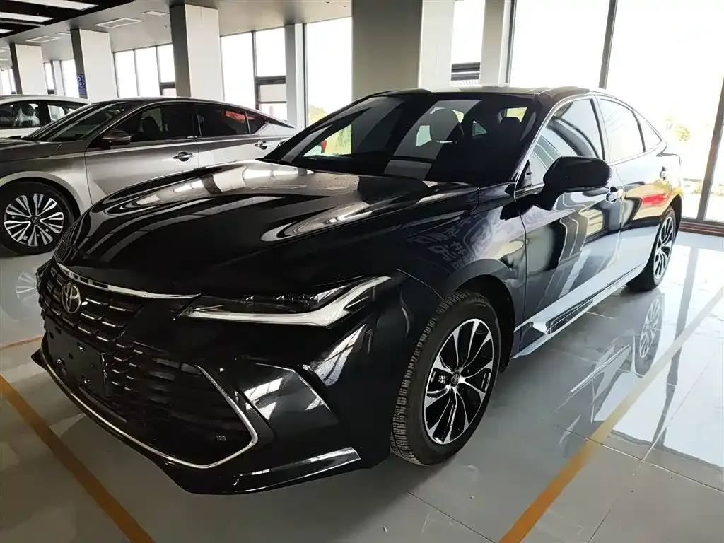 Toyota Avalon 2022 из CN, фото 1