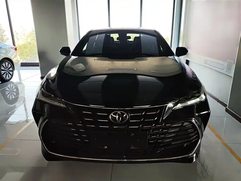 Toyota Avalon 2022 из CN, фото 2