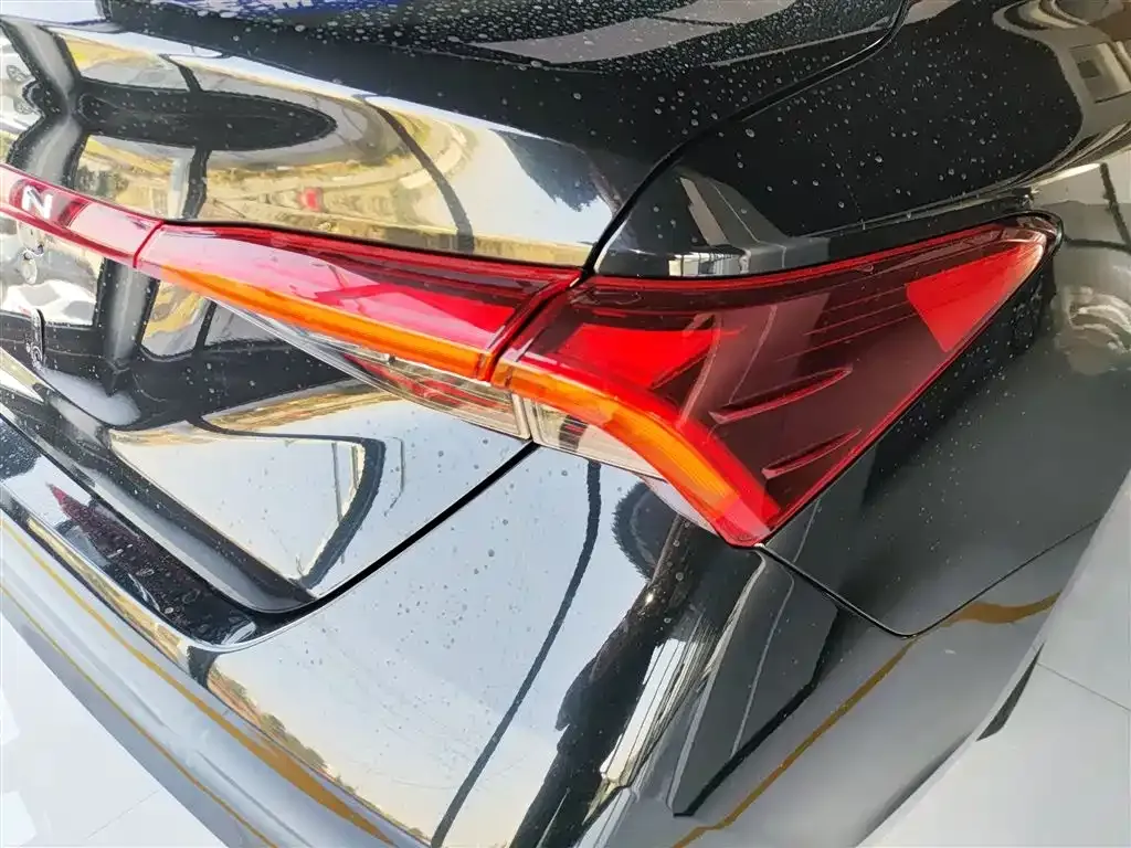 Toyota Avalon 2022 из CN, фото 10