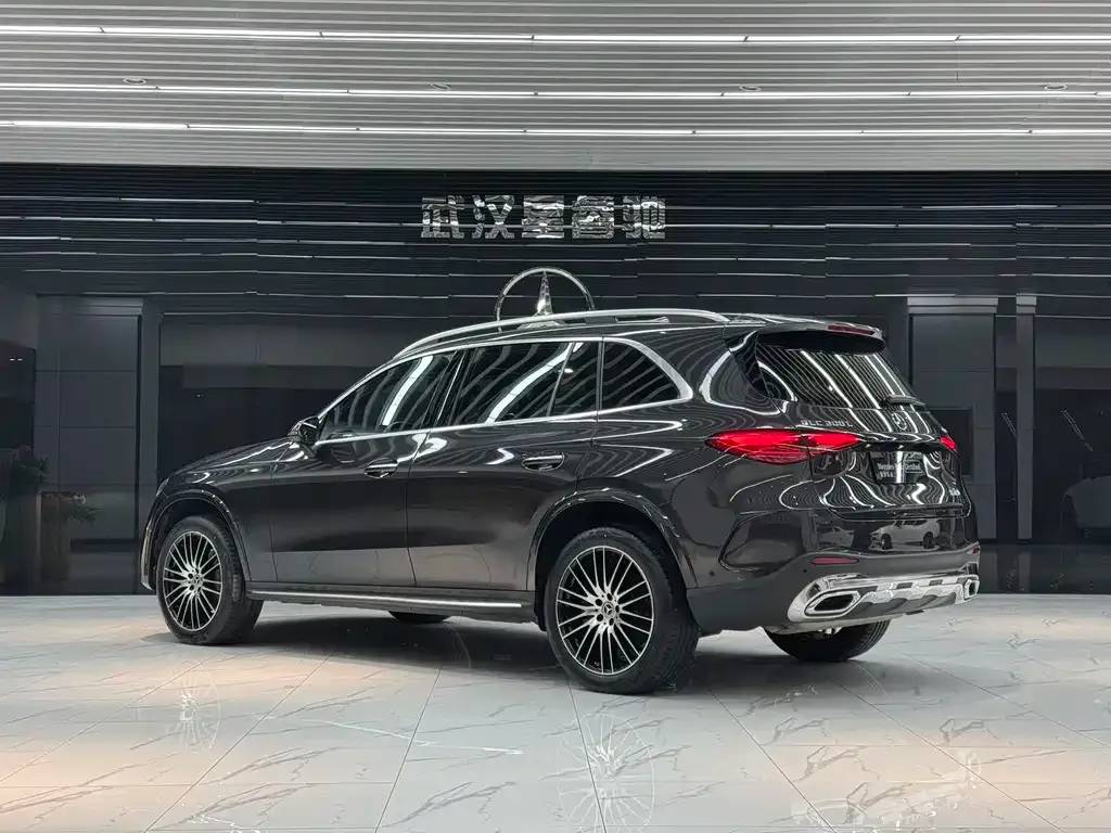 Mercedes-Benz GLC 2023 из CN, фото 10