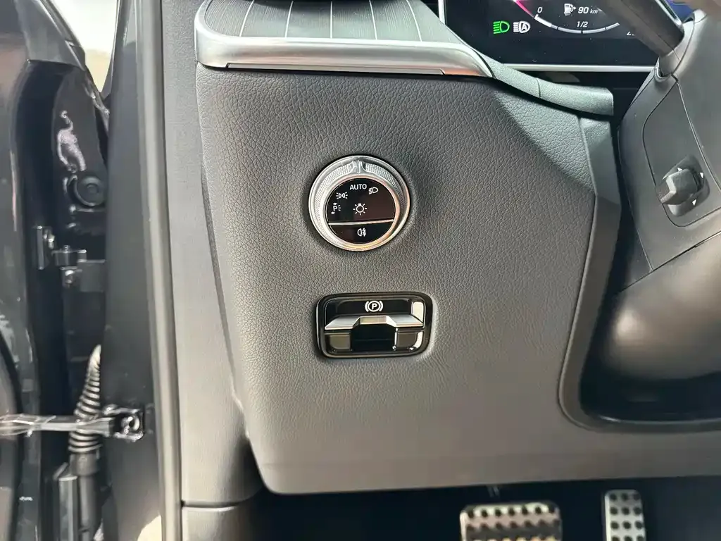 Mercedes-Benz GLC 2023 из CN, фото 4
