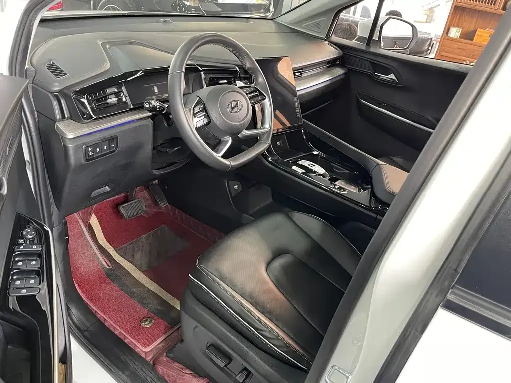 Hyundai Custo 2023 из CN, фото 5