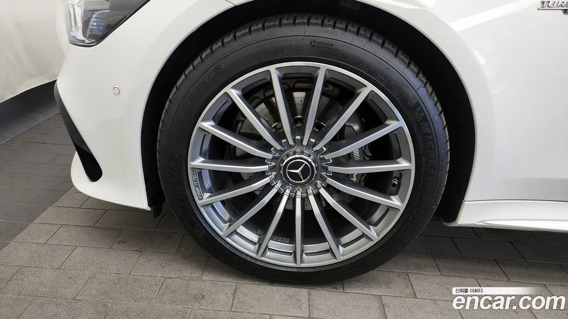 Mercedes-Benz AMG GT — фото 9