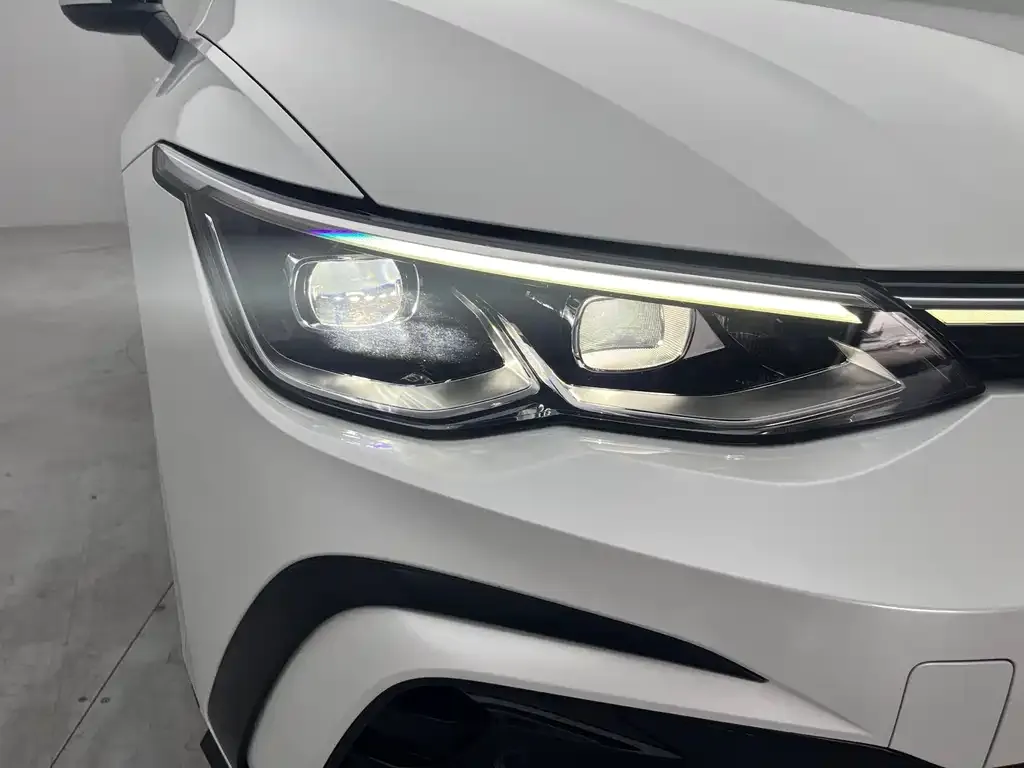 Volkswagen Golf 2022 из CN, фото 10
