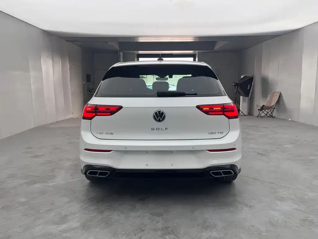 Volkswagen Golf 2022 из CN, фото 8