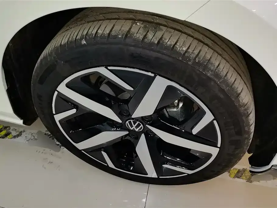 Volkswagen Lamando 2024 из CN, фото 8