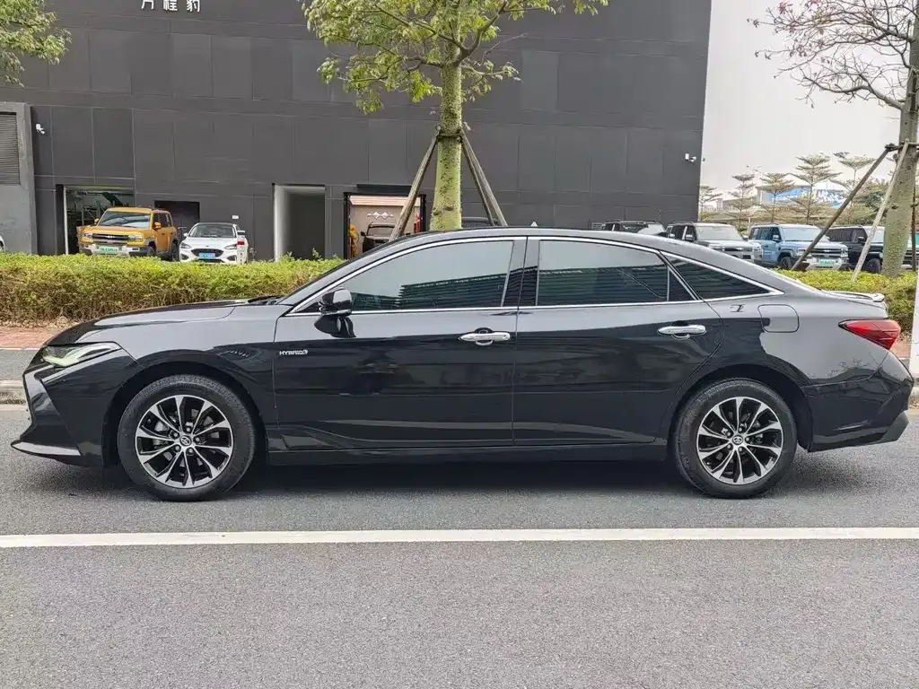 Toyota Avalon 2023 из CN, фото 7