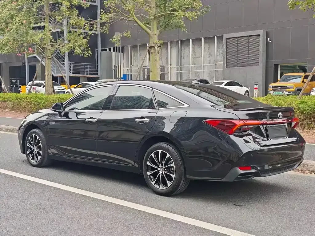 Toyota Avalon 2023 из CN, фото 9