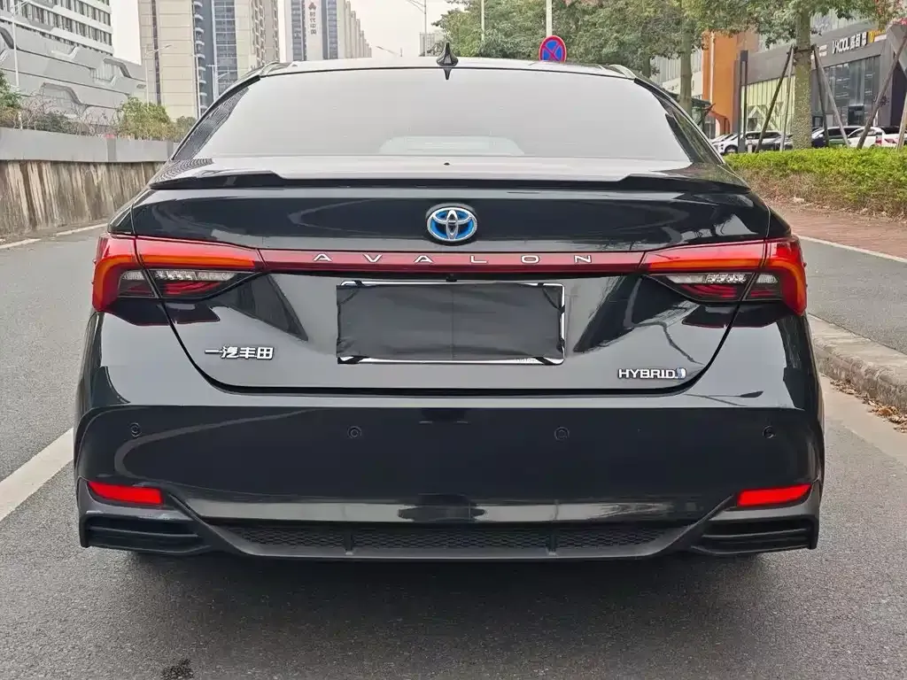 Toyota Avalon 2023 из CN, фото 6