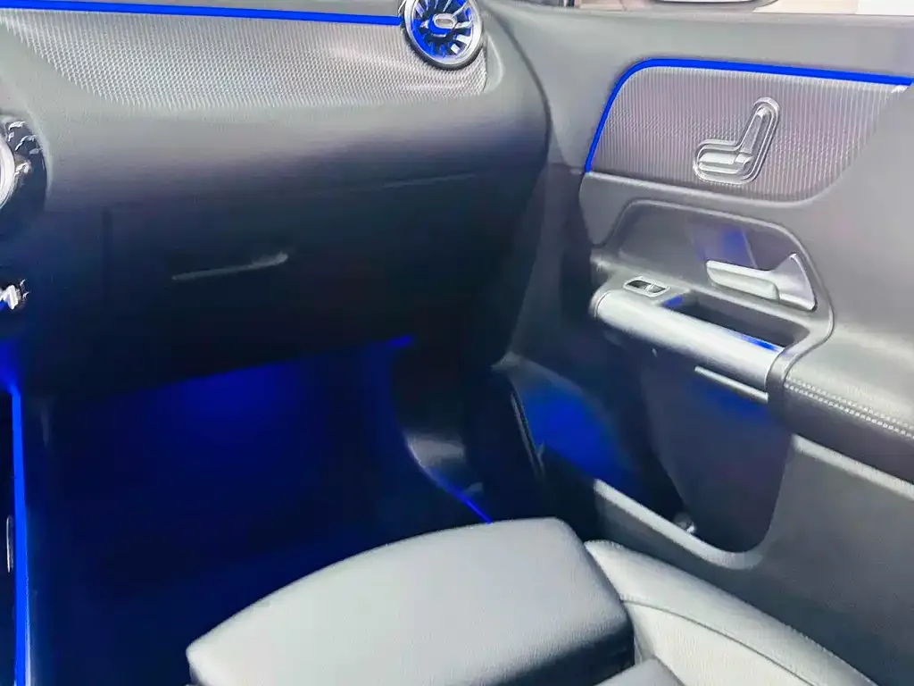 Mercedes-Benz GLA 2021 из CN, фото 10