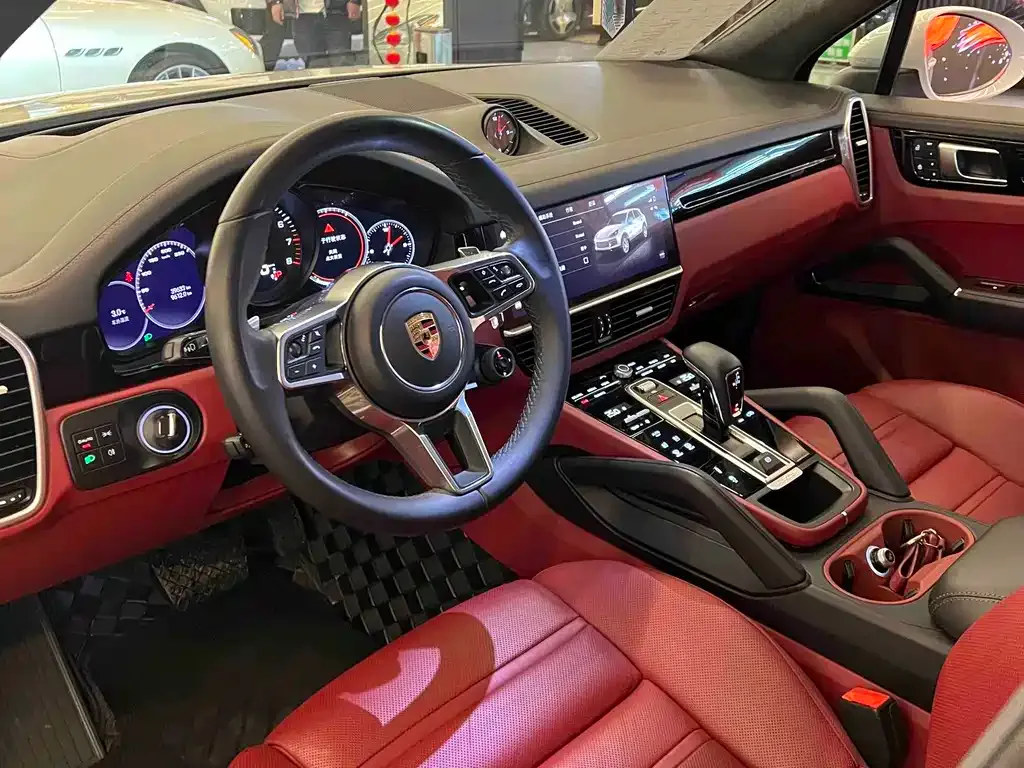 Porsche Cayenne 2023 из CN, фото 2