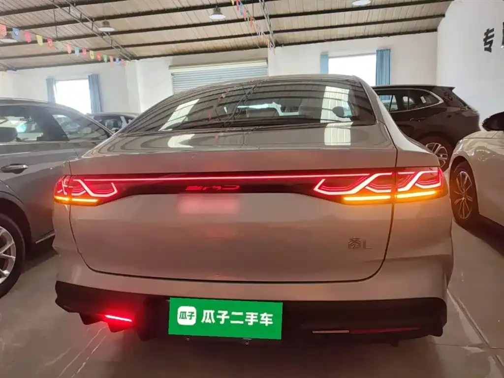 BYD Qin L — фото 6