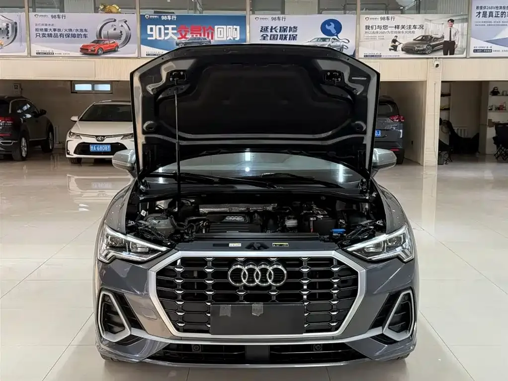 Audi Q3 2022 из CN, фото 7