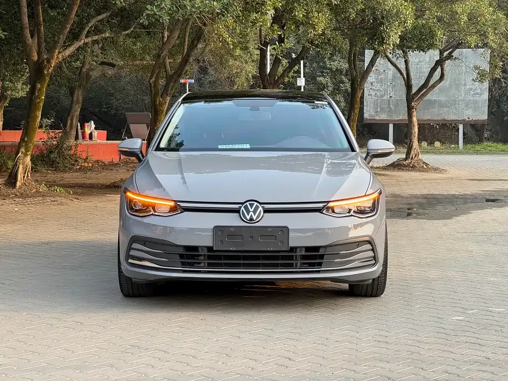 Volkswagen Golf 2022 из CN, фото 2