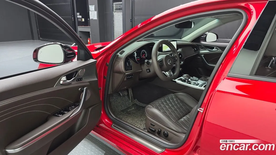 Kia Stinger — фото 10