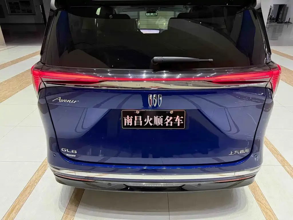 Buick GL8 Hybrid 2025 из CN, фото 9