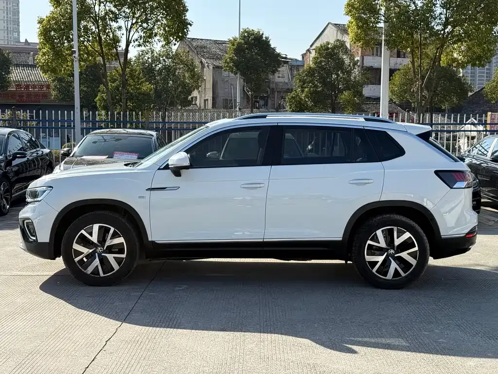 Volkswagen Tayron 2023 из CN, фото 9