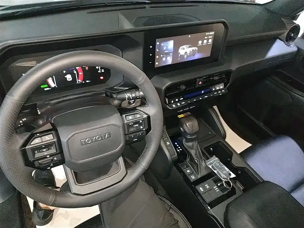 Toyota Prado 2025 из CN, фото 2