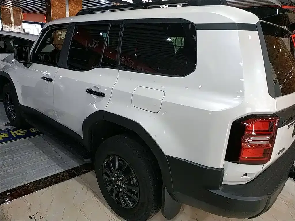 Toyota Prado 2025 из CN, фото 4