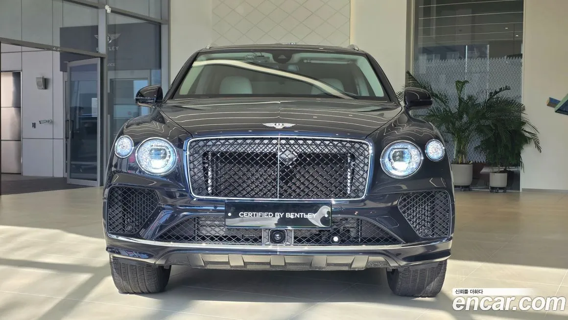 Bentley Bentayga 2025 из KR, фото 7