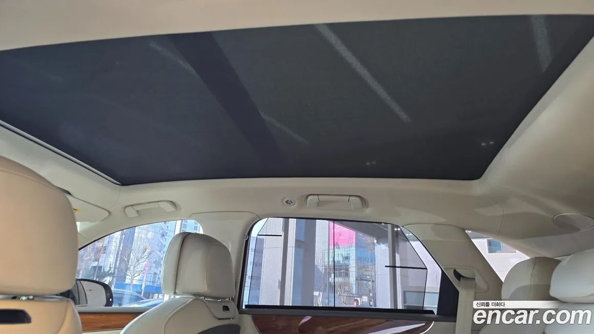 Bentley Bentayga 2025 из KR, фото 2