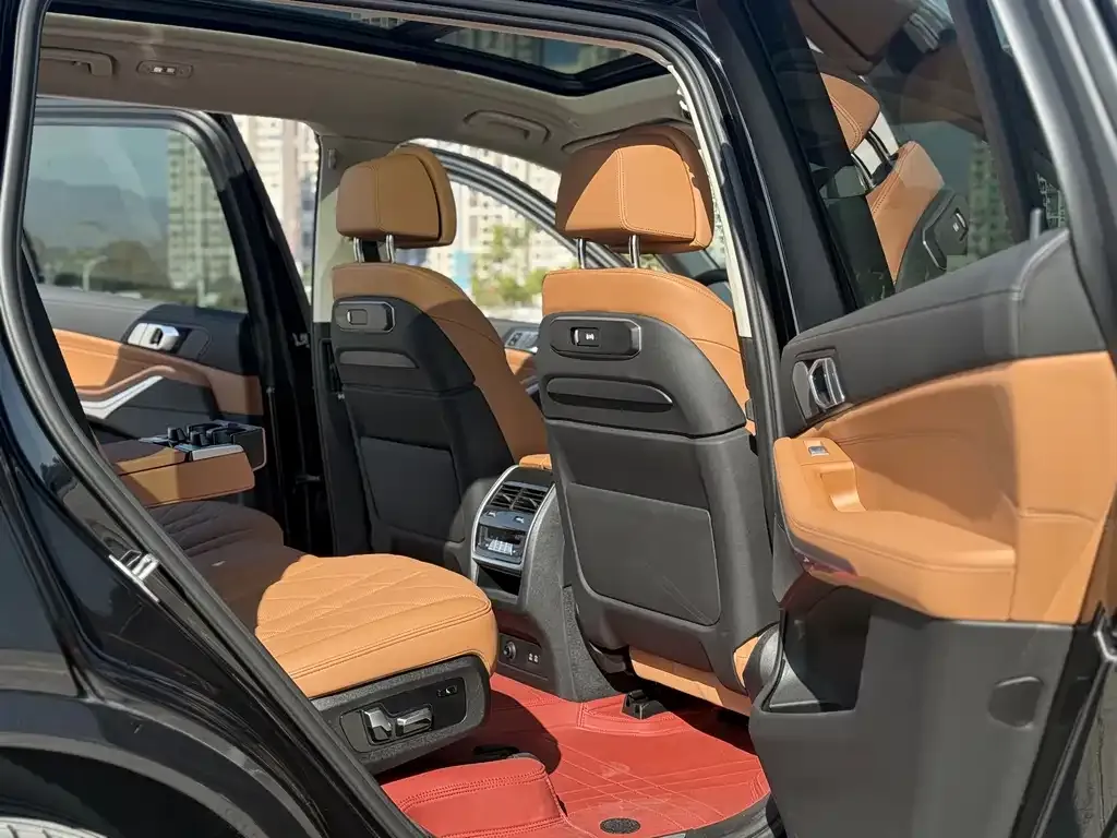 BMW X7 2023 из CN, фото 9