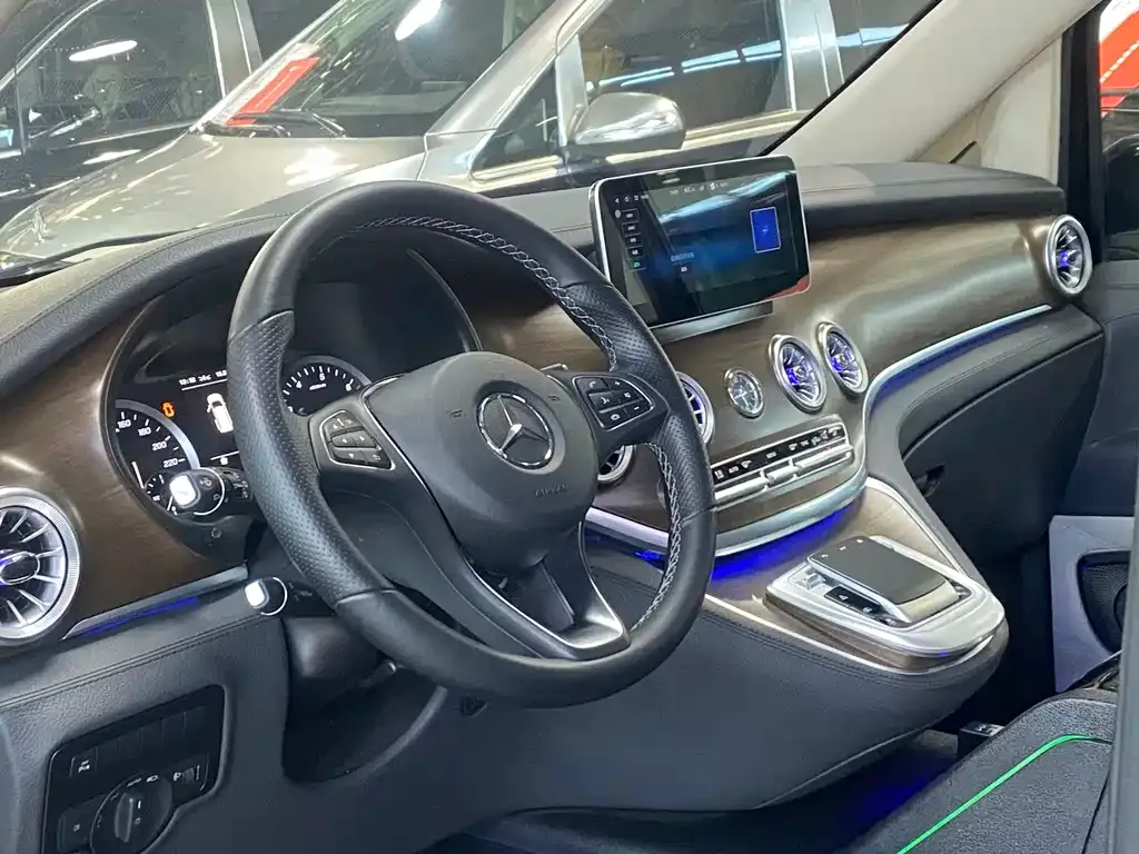 Mercedes-Benz Vito 2023 из CN, фото 7