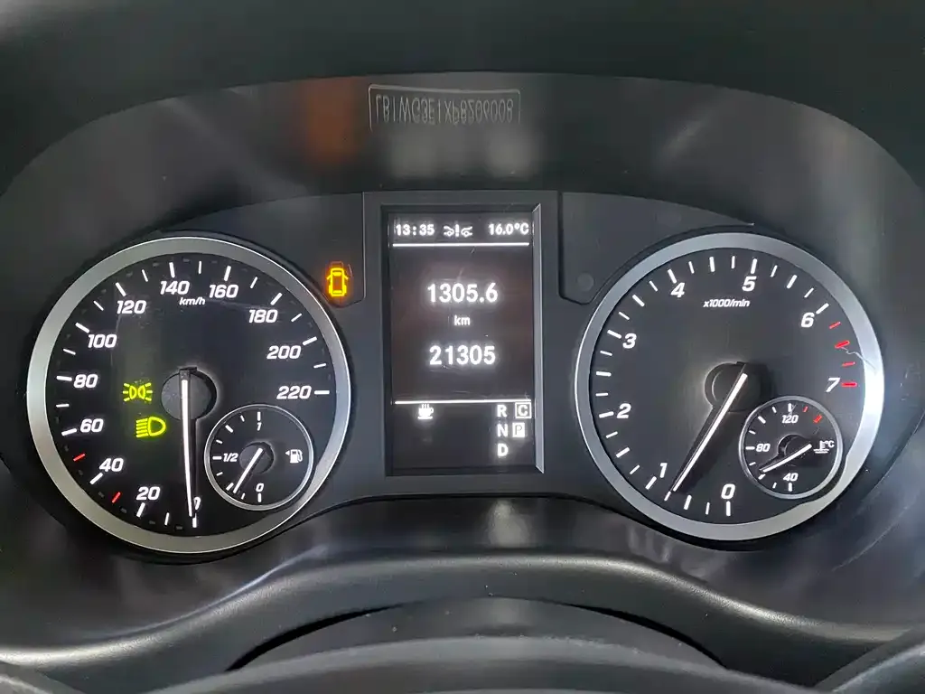 Mercedes-Benz Vito 2023 из CN, фото 10