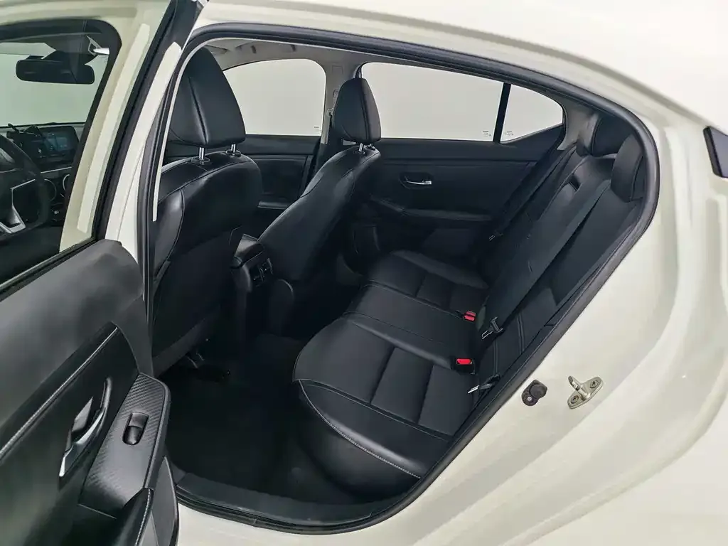 Nissan Sylphy 2021 из CN, фото 8
