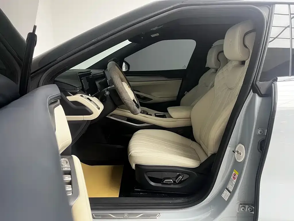 BYD L EV 2024 из CN, фото 3