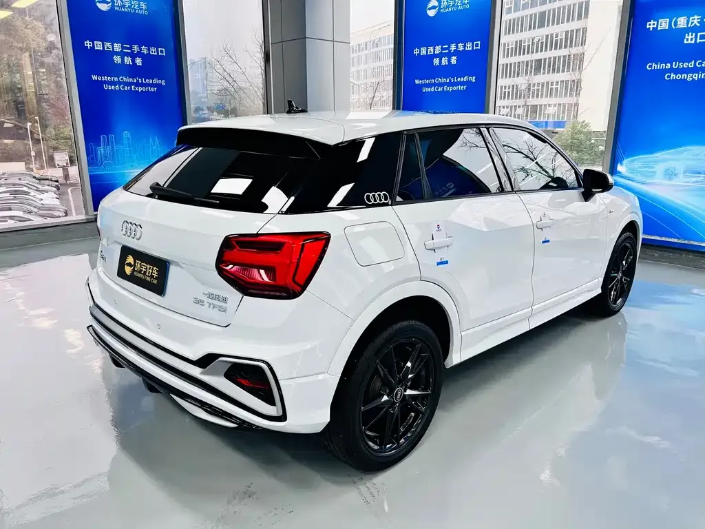 Audi Q2L 2022 из CN, фото 5