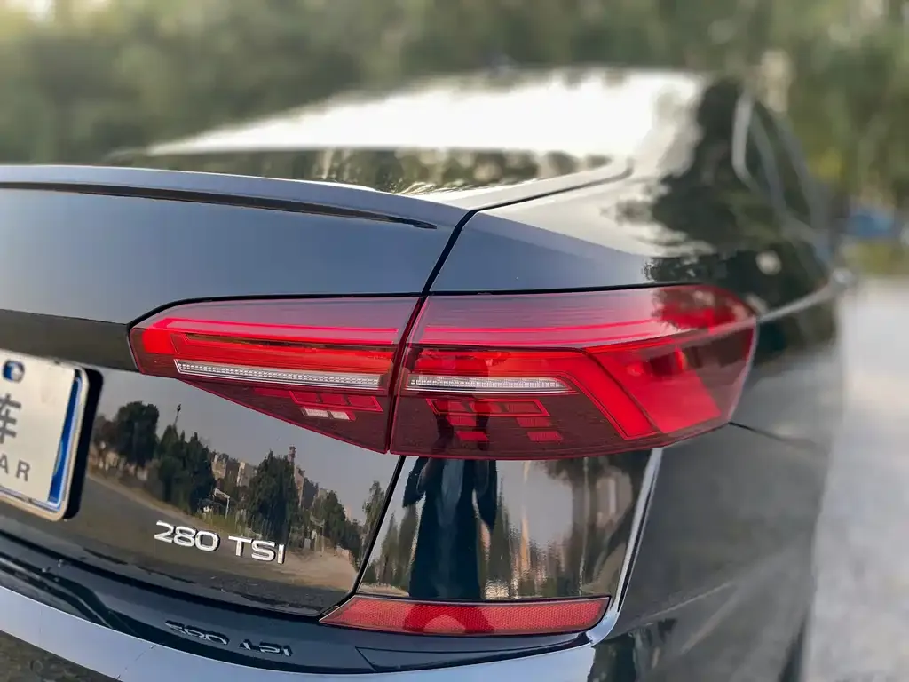 Volkswagen Passat 2021 из CN, фото 8
