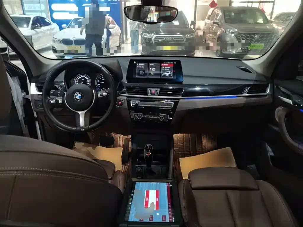 BMW X1 2021 из CN, фото 10