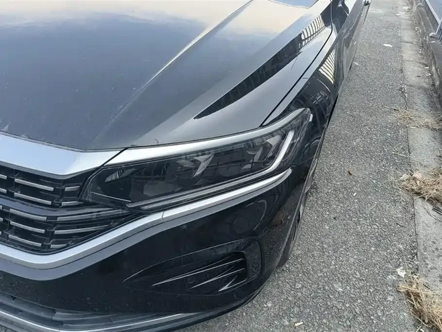 Volkswagen Passat 2022 из CN, фото 10